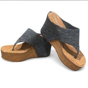 NWOT Chelsea & Violet Randl Flyknit Thong Cork Wedge Sandals | Denim | Size 9